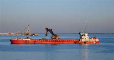 512 m3 Split Hopper Barge